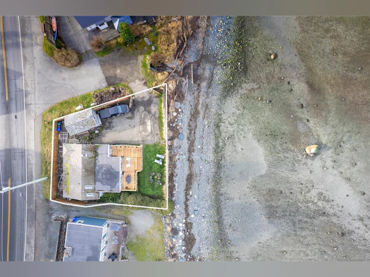 3257 Island Highway, Qualicum Beach, BC, V9K 2C6 - 24