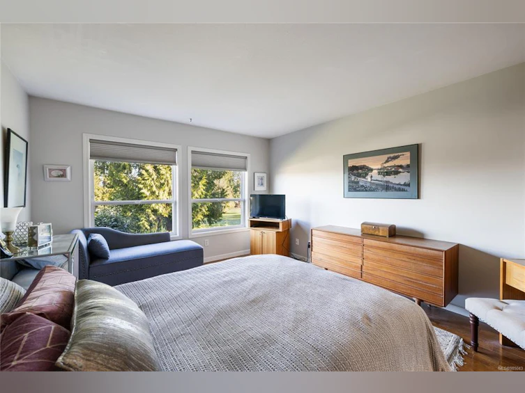 677 Windward Way, Qualicum Beach, BC, V9K 2K4 - 24