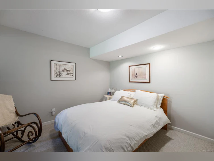 677 Windward Way, Qualicum Beach, BC, V9K 2K4 - 34