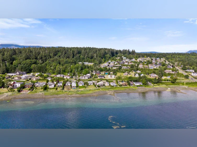 5626 1st Street, Union Bay, BC, V0R 3B0 - 15