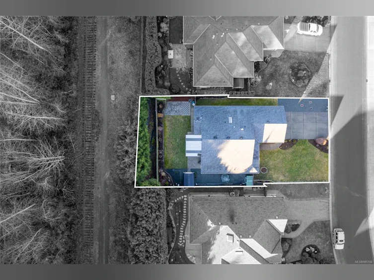 21 Trill Drive, Parksville, BC, V9P 2W6 - 11