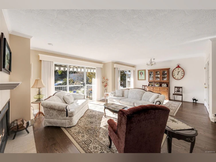 39-5110 Cordova Bay Road, Saanich, BC, V8Y 2K5 - 5