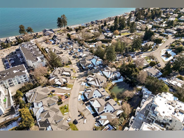 39-5110 Cordova Bay Road, Saanich, BC, V8Y 2K5 - 49
