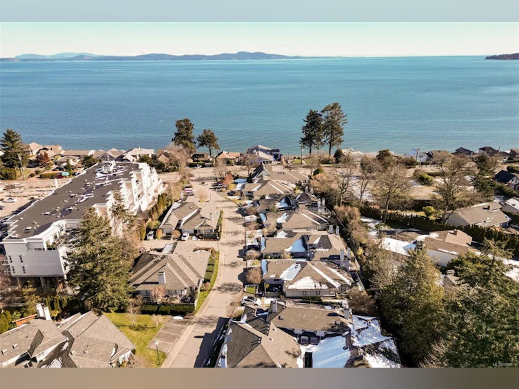 39-5110 Cordova Bay Road, Saanich, BC, V8Y 2K5 - 52