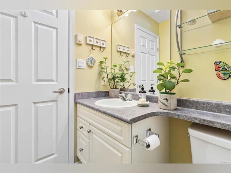 69-7570 Tetayut Road, Central Saanich, BC, V8M 2H4 - 35