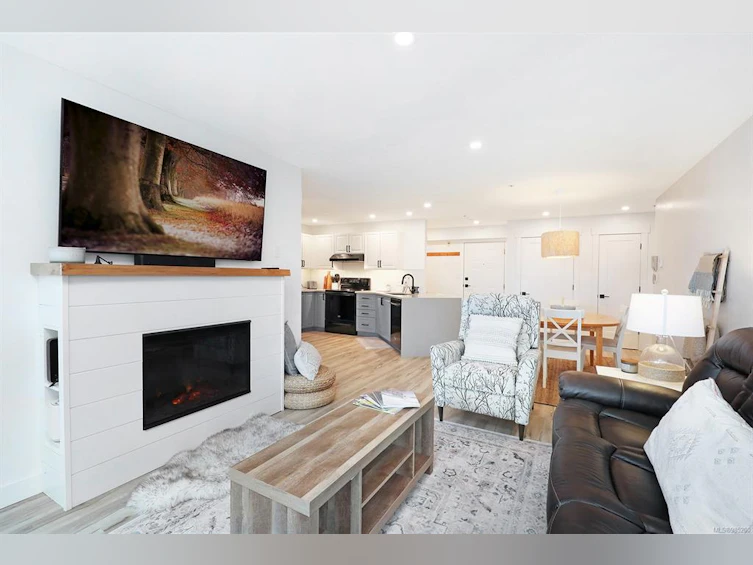 212-1320 Henry Road, Courtenay, BC, V0P 1N0 - 2