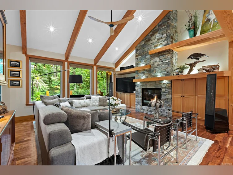 760 Marine Drive, Ucluelet, BC, V0R 3A0 - 4