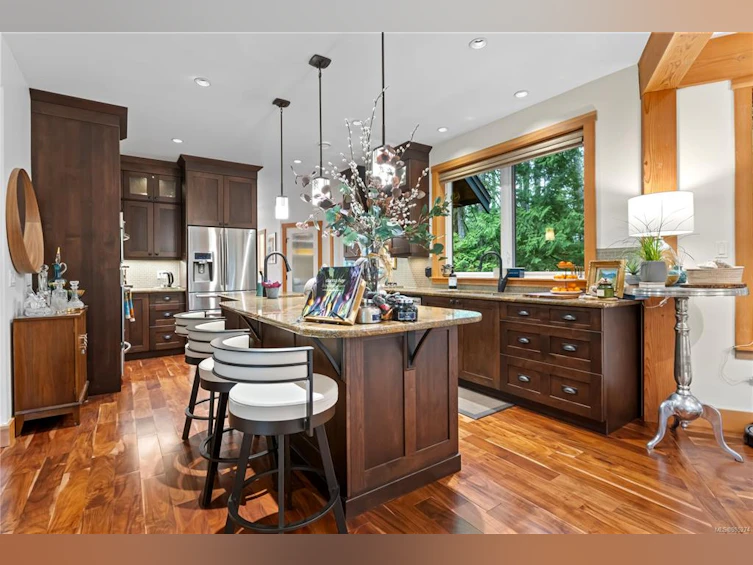 760 Marine Drive, Ucluelet, BC, V0R 3A0 - 8