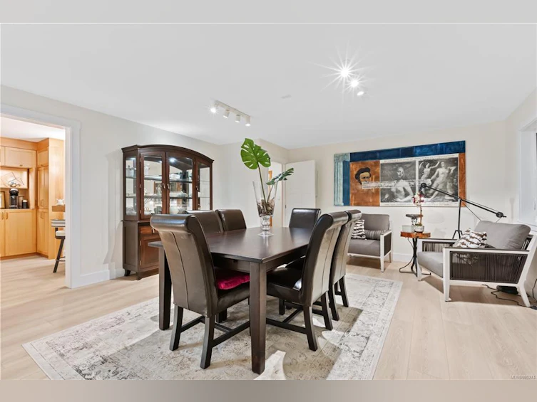 760 Marine Drive, Ucluelet, BC, V0R 3A0 - 39