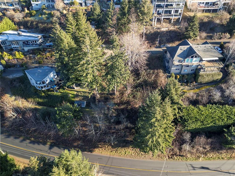 1940 Snowbird Lane, Courtenay, BC, V9N 9C4 - 8