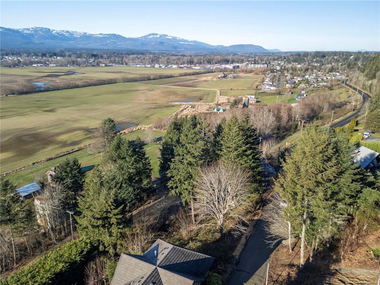 1940 Snowbird Lane, Courtenay, BC, V9N 9C4 - 26