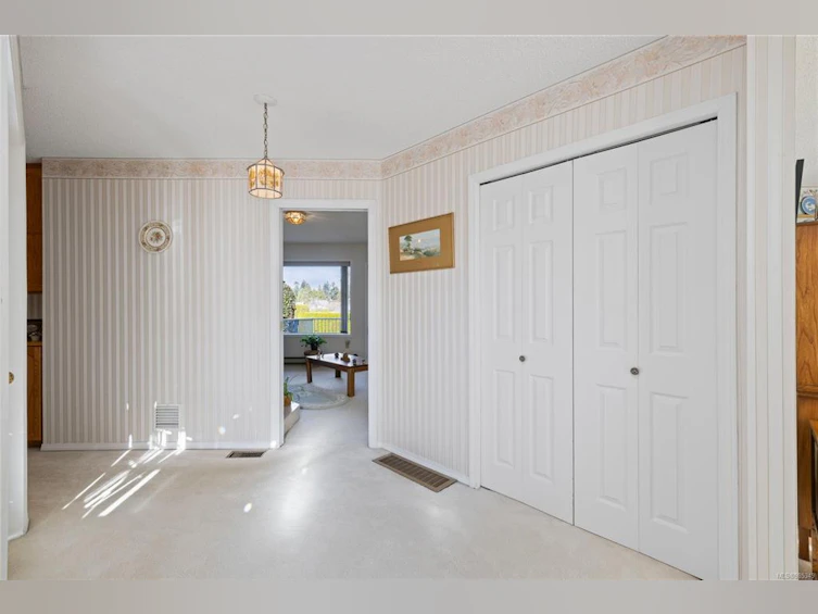 1130 Stymie Close, Qualicum Beach, BC, V9K 1E4 - 12