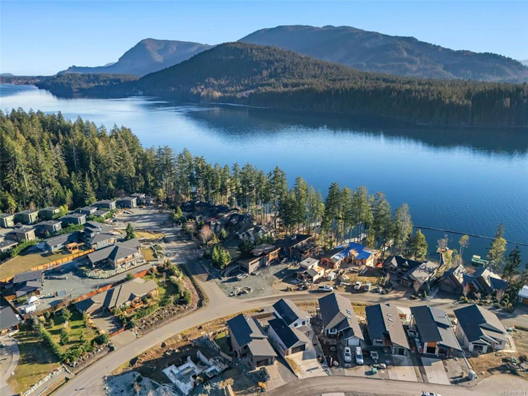 9386 Lakefront Rise, Lake Cowichan, BC, V0R 2G1 - 63