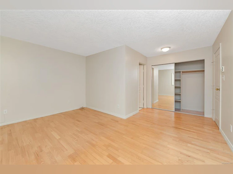 404-1037 Richardson Street, Victoria, BC, V8V 3C6 - 14