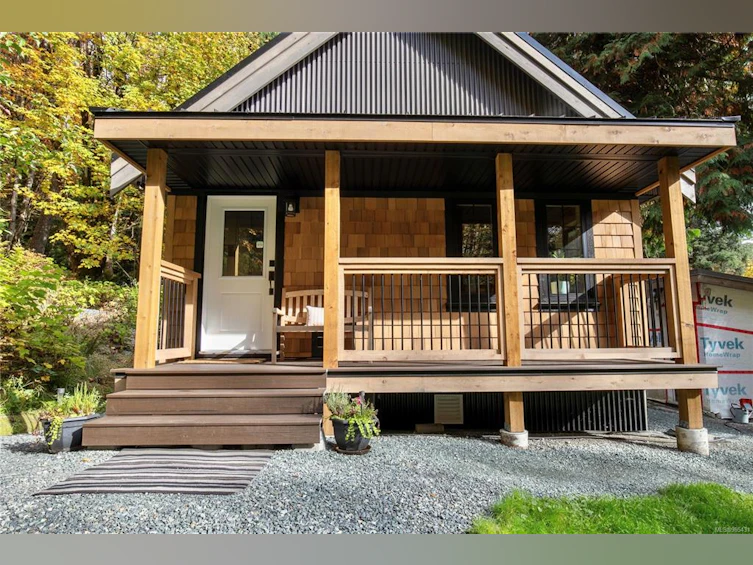 6049 W Riverbottom Road, Lake Cowichan, BC, V9L 6H7 - 3
