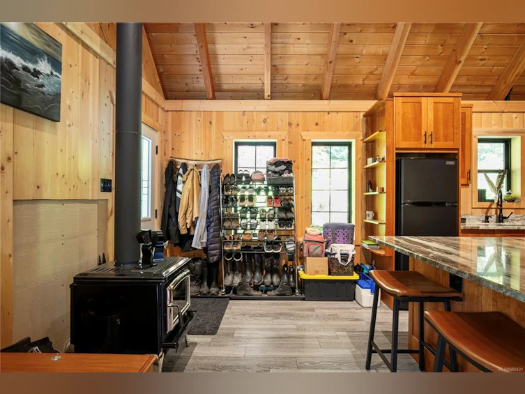 6049 W Riverbottom Road, Lake Cowichan, BC, V9L 6H7 - 15