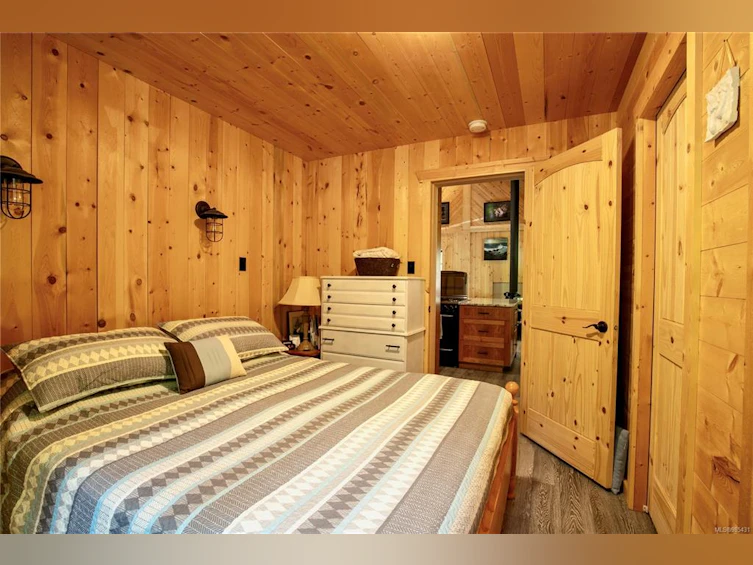 6049 W Riverbottom Road, Lake Cowichan, BC, V9L 6H7 - 33