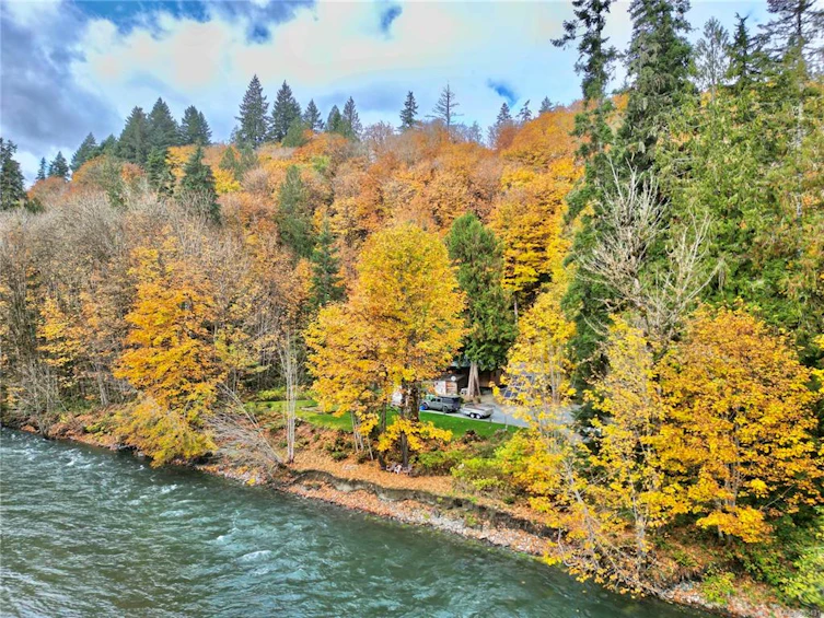 6049 W Riverbottom Road, Lake Cowichan, BC, V9L 6H7 - 50