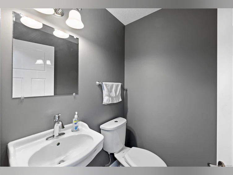 5271 Forrest Road, Port Alberni, BC, V9Y 7A9 - 16