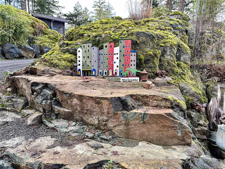 23-620 Helanton Road, Quadra Island, BC, V0P 1N0 - 45