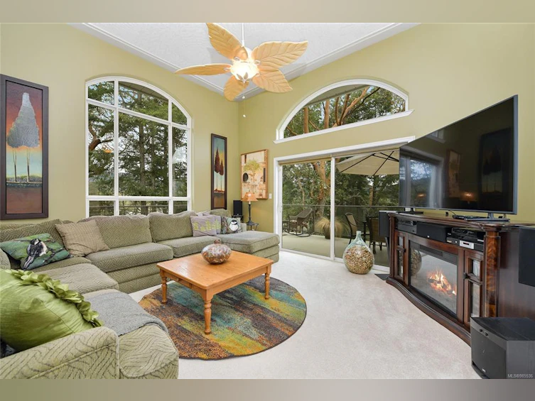 6782 Greig Court, Central Saanich, BC, V8M 2G4 - 9