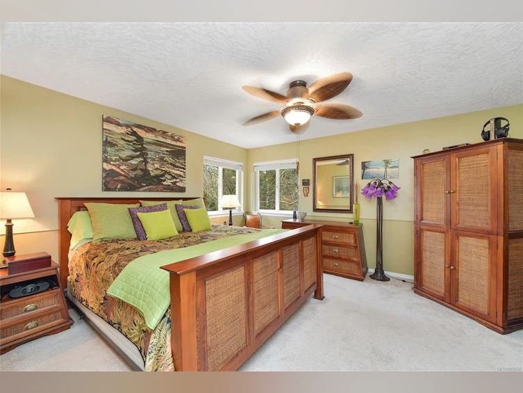 6782 Greig Court, Central Saanich, BC, V8M 2G4 - 37