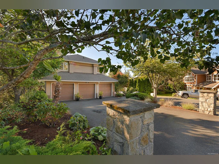6782 Greig Court, Central Saanich, BC, V8M 2G4 - 50