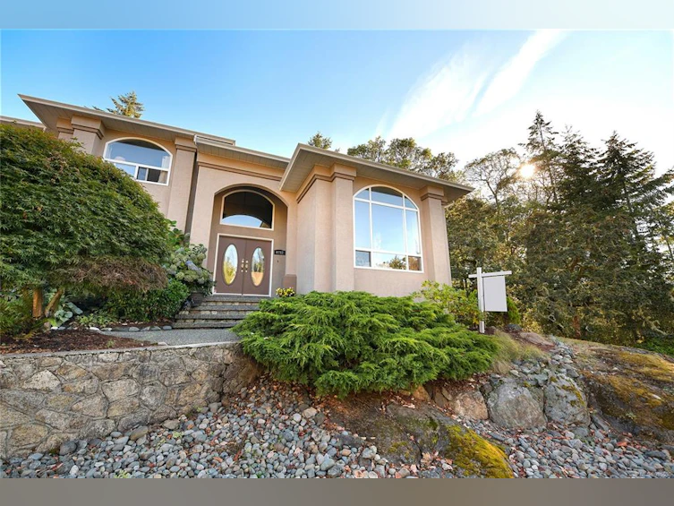 6782 Greig Court, Central Saanich, BC, V8M 2G4 - 56