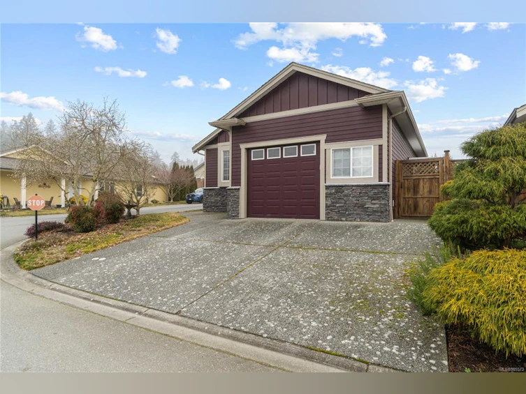 3987 Magnolia Drive, Nanaimo, BC, V9T 6B9 - 2