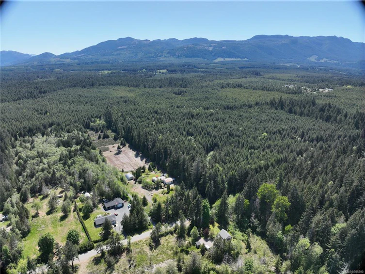 4536 & 4530 Crosley Road, Bowser/Deep Bay, BC, V0R 1G0 - 5