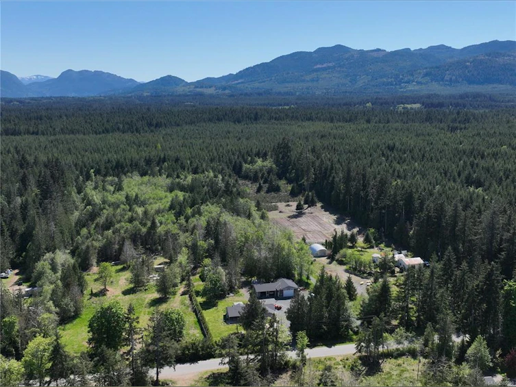 4536 & 4530 Crosley Road, Bowser/Deep Bay, BC, V0R 1G0 - 6