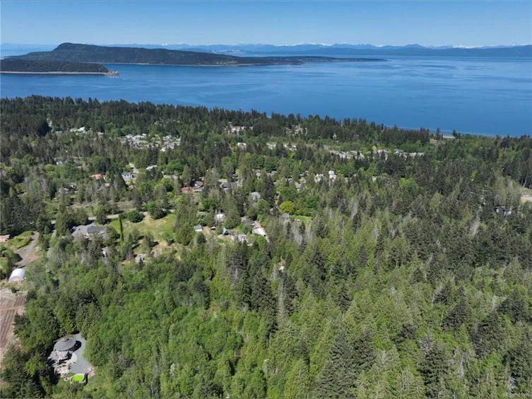 4536 & 4530 Crosley Road, Bowser/Deep Bay, BC, V0R 1G0 - 15
