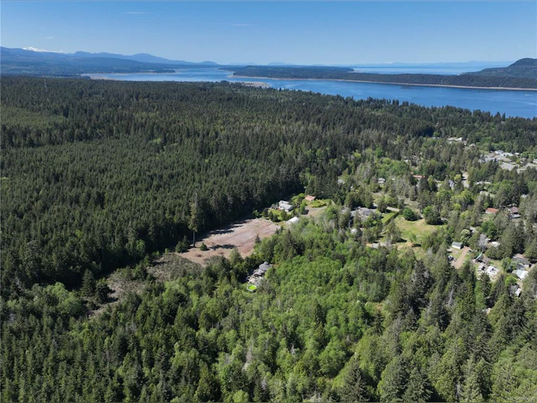 4536 & 4530 Crosley Road, Bowser/Deep Bay, BC, V0R 1G0 - 16