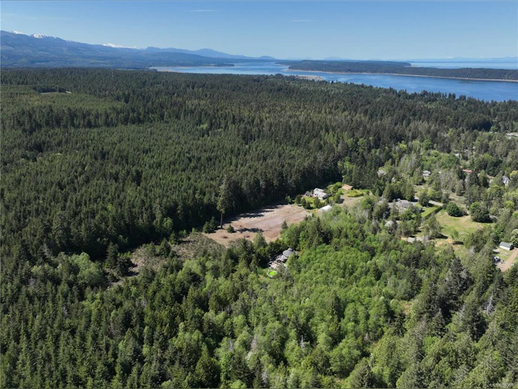 4536 & 4530 Crosley Road, Bowser/Deep Bay, BC, V0R 1G0 - 18