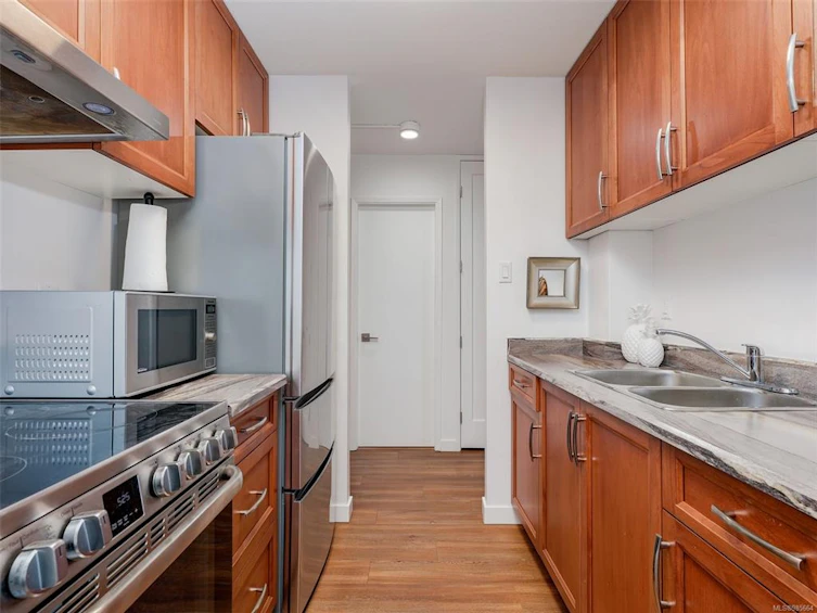 1802-647 Michigan Street, Victoria, BC, V8V 1S9 - 8