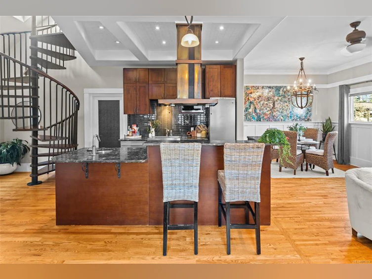 2023 Fernwood Road, Victoria, BC, V8T 2Y8 - 7