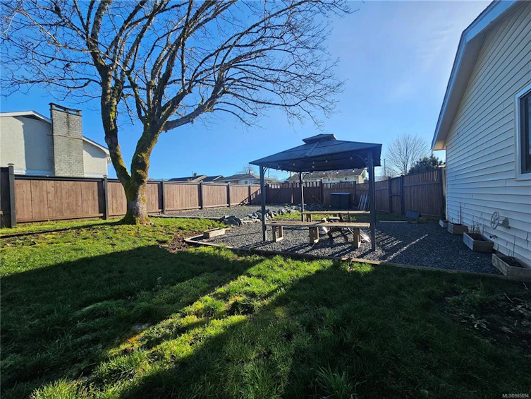 4199 Glenside Road, Port Alberni, BC, V9Y 5X2 - 3
