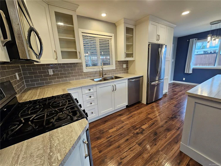 4199 Glenside Road, Port Alberni, BC, V9Y 5X2 - 10