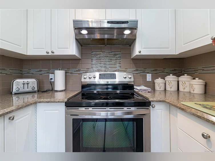 210-121 Aldersmith Place, View Royal, BC, V9A 7M7 - 23