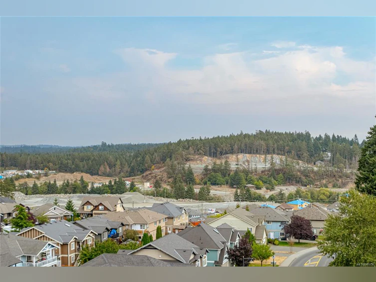 2242 Archer Gate, Langford, BC, V9B 3S1 - 3