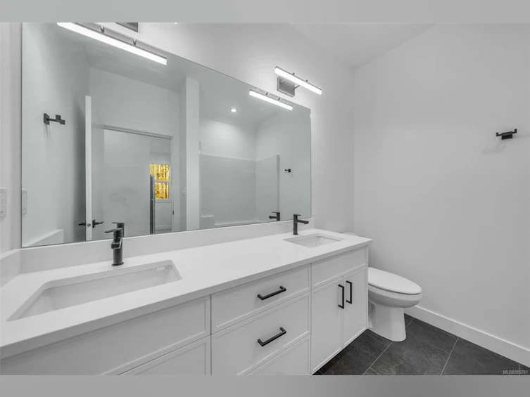 A-110 Plante Crescent, Lake Cowichan, BC, V0R 2G0 - 20