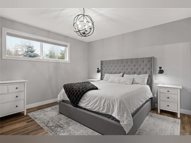 815 Douglas Avenue, Nanaimo, BC, V9R 4M9 - 11