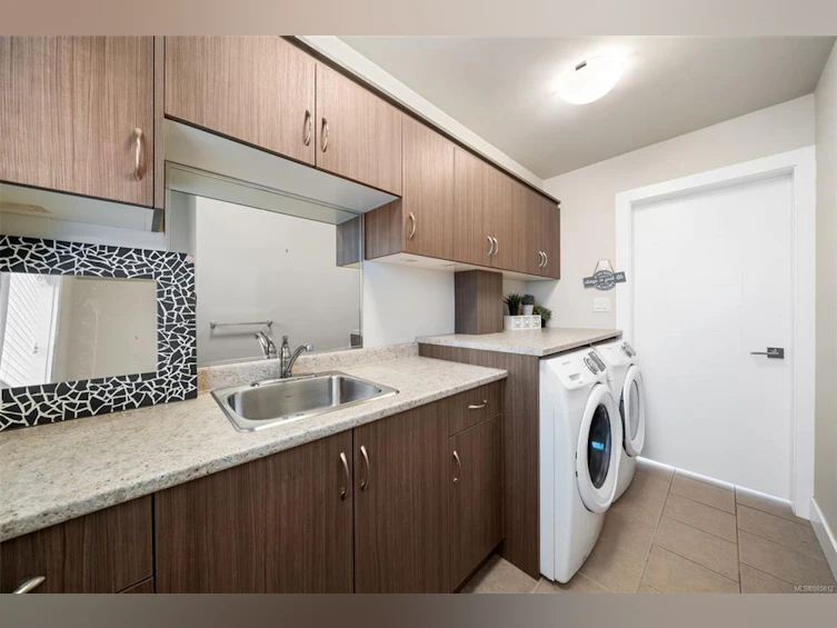 1036 Deltana Avenue, Langford, BC, V9C 0K5 - 34