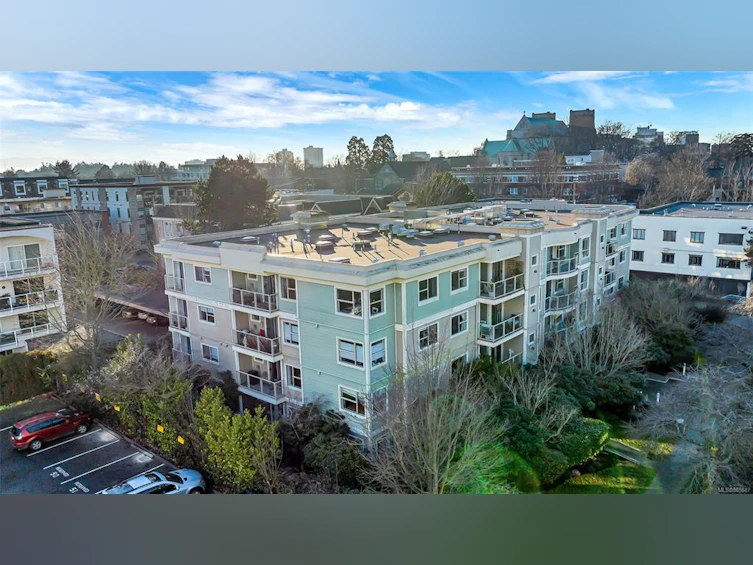 304-1025 Meares Street, Victoria, BC, V8V 3J7 - 6