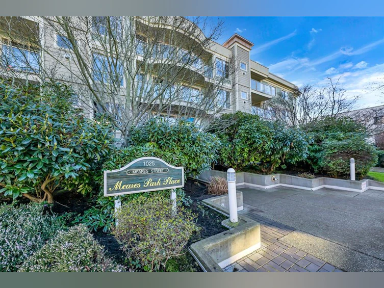 304-1025 Meares Street, Victoria, BC, V8V 3J7 - 8