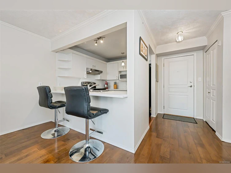 304-1025 Meares Street, Victoria, BC, V8V 3J7 - 13