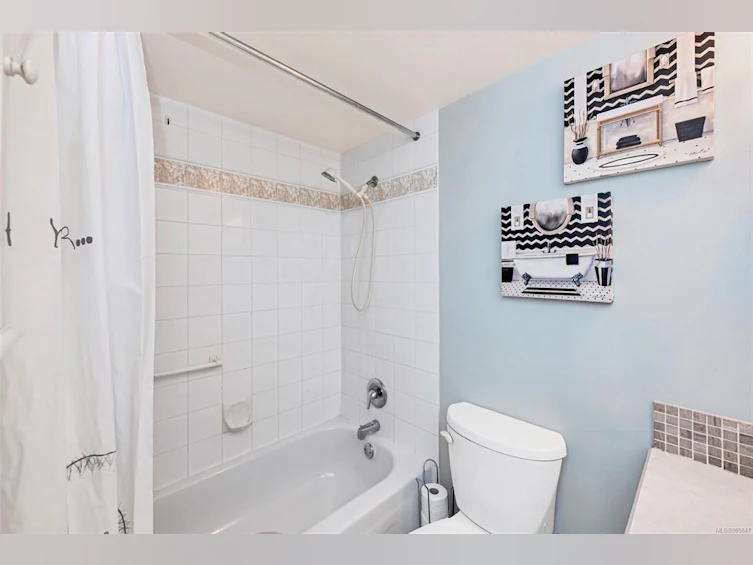 304-1025 Meares Street, Victoria, BC, V8V 3J7 - 26