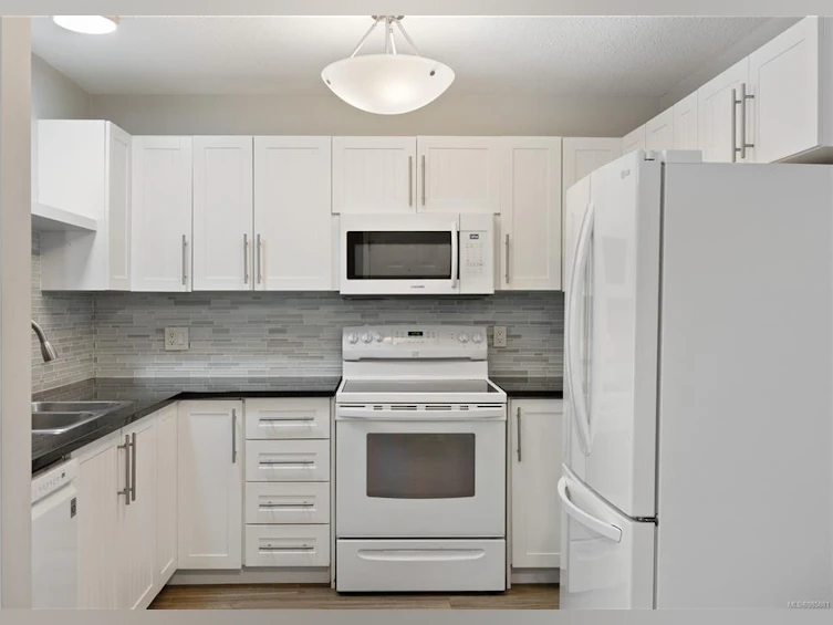 D-748 Robron Road, Campbell River, BC, V9W 7Y9 - 18