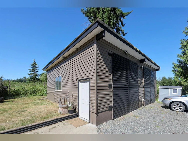 5617 Musgrave Road, Union Bay, BC, V0R 3B0 - 17