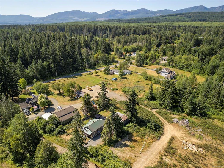 5617 Musgrave Road, Union Bay, BC, V0R 3B0 - 19